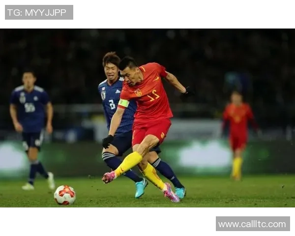 武汉足球队在杯赛积分榜上以65分稳居第一名展现强劲实力 武汉足球队在杯赛积分榜上以65分稳居第一名展现强劲实力