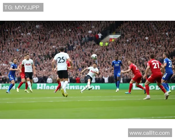 消失在绿茵场的传奇足球明星与他不为人知的秘密人生